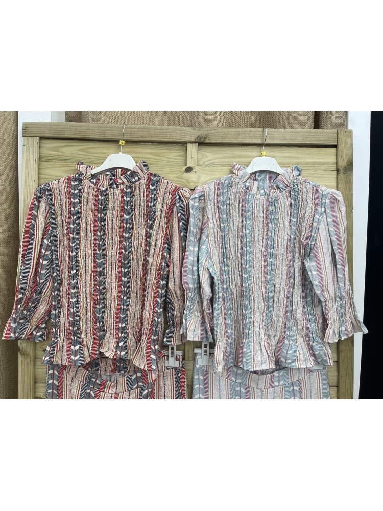 Camisa fruncida étnica