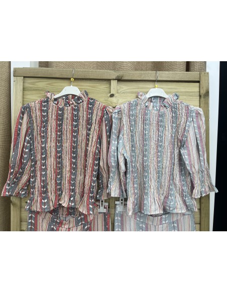 Camisa fruncida étnica