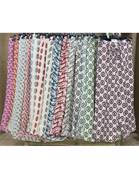 Pantalon pesquero rajas laterales estampado