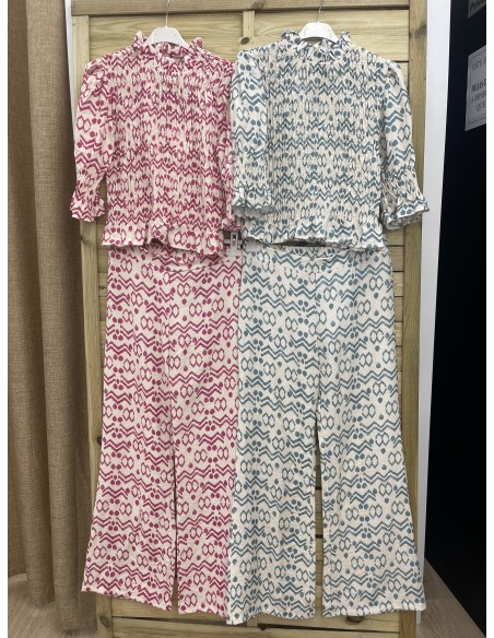 Camisa fruncida estampado geometrico