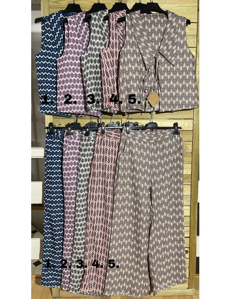 Pantalón recto estampado con bolsillos