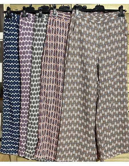 Pantalón recto estampado con bolsillos