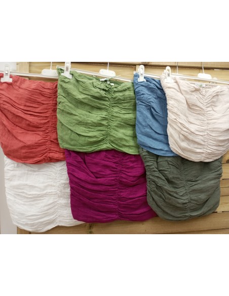 top de lino corto con frunce en pecho