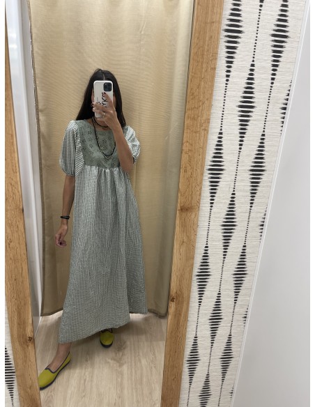 Vestido largo vichy con brocado
