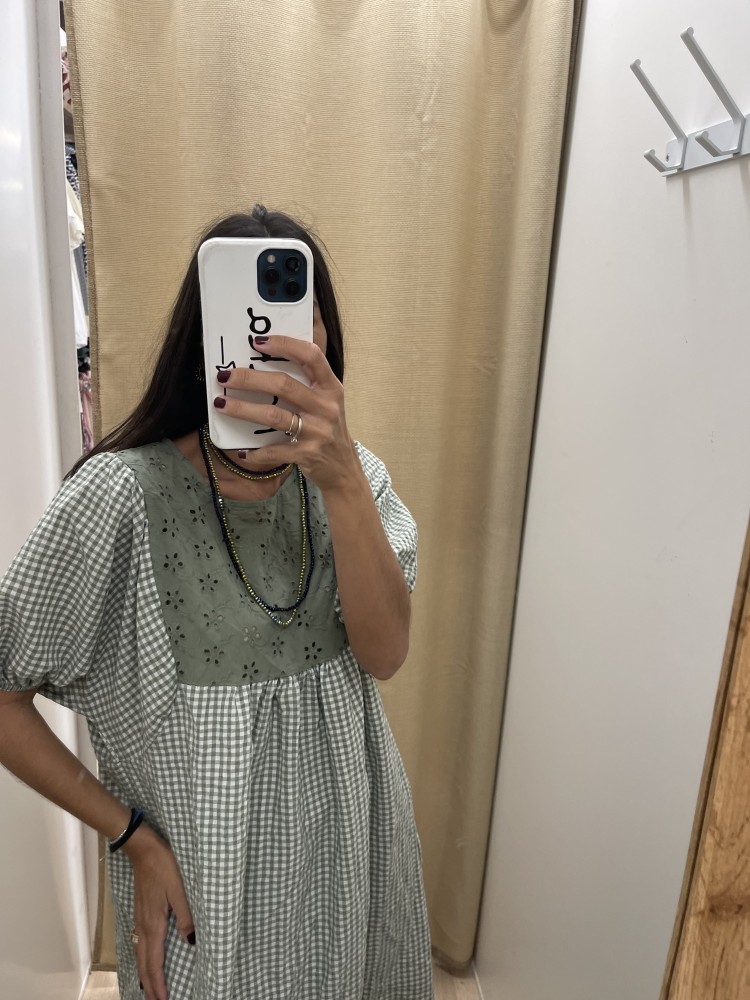 Vestido largo vichy con brocado