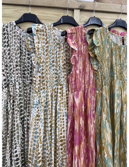 Vestido estampado pecho fruncido y sisa con volantito