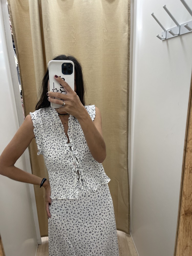 Chaleco frunce delantero con doble lazo