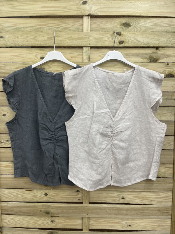 Top de lino con frunce delantero y abertura