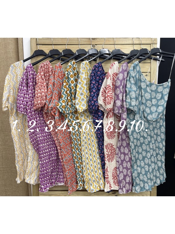 Vestido asimetrico fruncido de manga corta