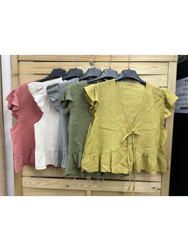Camisa de lino con lazo y corte volantito