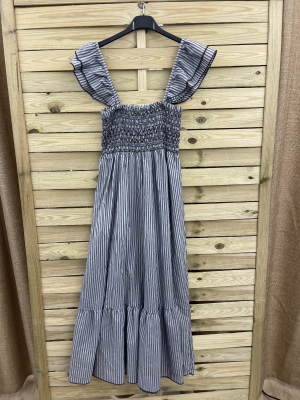 Vestido de rayas pecho fruncido con brillito