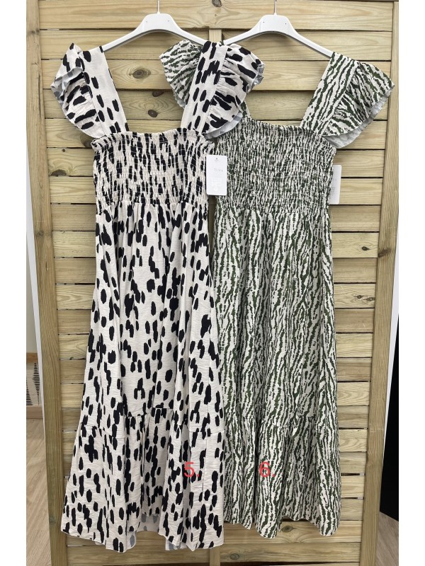 Vestido estampado pecho fruncido volantito 2