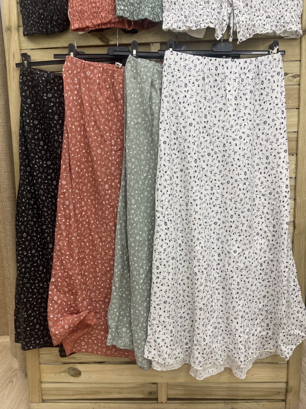 Falda midi florecitas 2