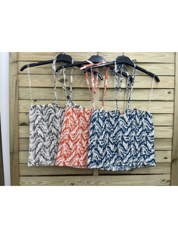 Top fruncido cogido al cuello montaña