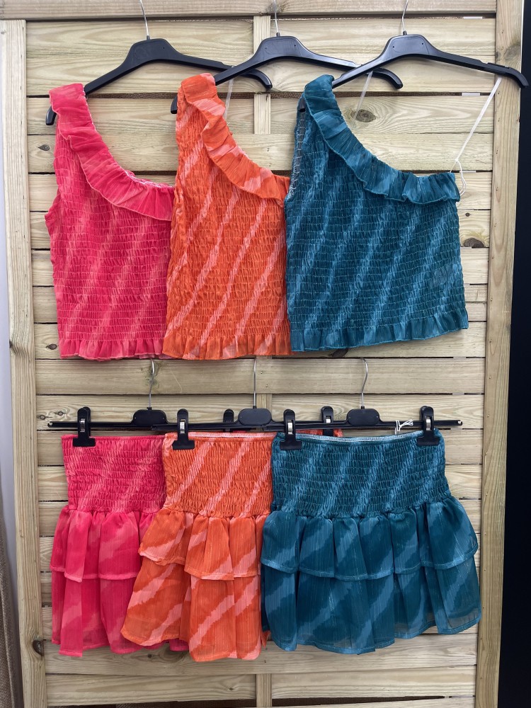 Falda mini rayas diagonales brillito