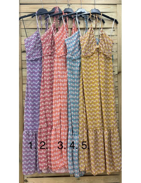 Vestido tirantas estampado volantito escote