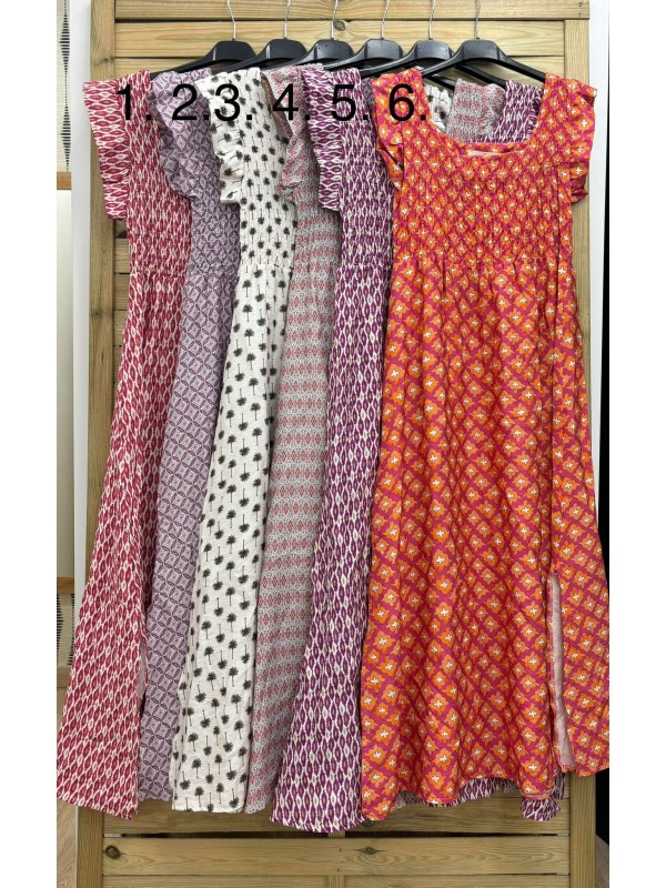 Vestido pecho fruncido raja lateral