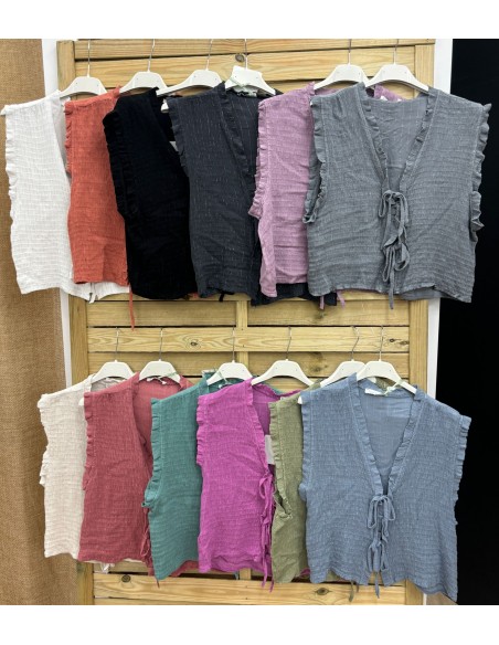 Chaleco fruncido hilitos plateados verticales