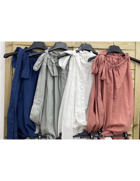 Top halter liso con lazo