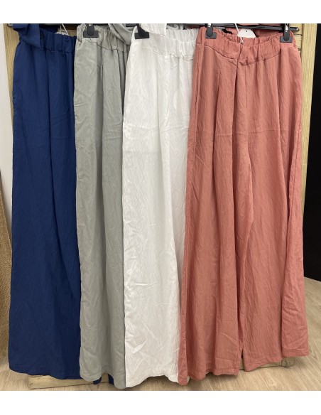 Pantalon liso cintura ancha y bolsillos