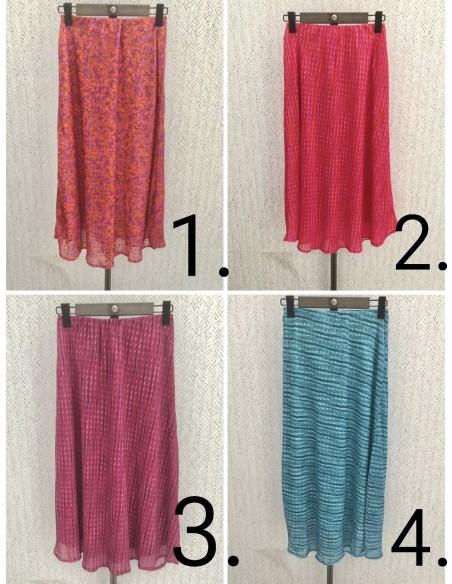 Falda plumeti estampada midi