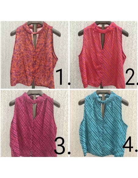 Camisa plumeti estampada con abertura en escote