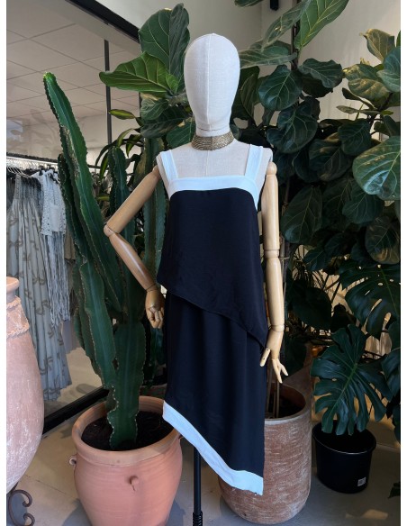 Conjunto de top y falda midi asimétrico bicolor