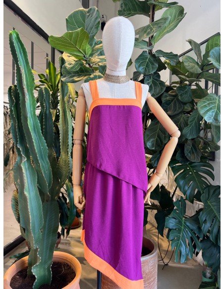 Conjunto de top y falda midi asimétrico bicolor