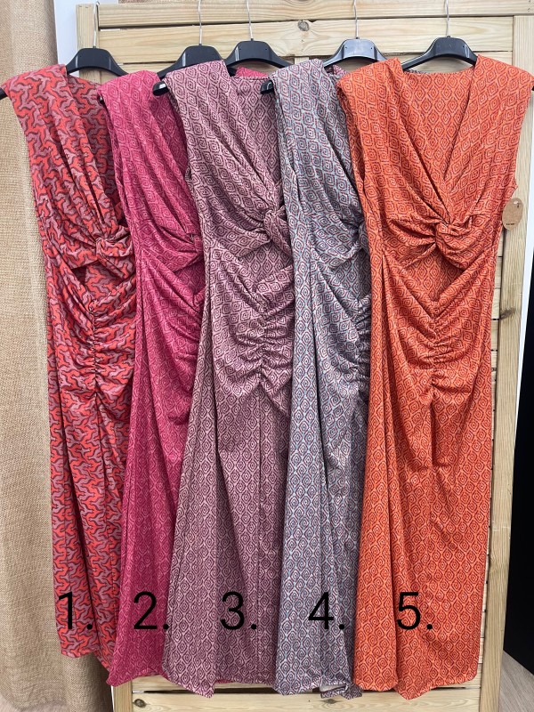 Vestido estampado brillito parte delantera descubierta