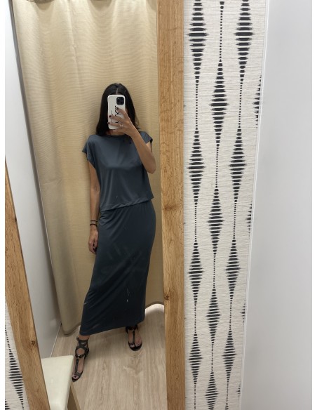 Falda midi punto de lycra raja