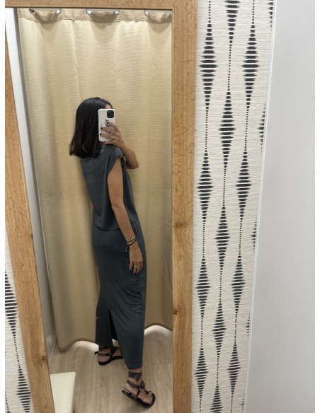 Falda midi punto de lycra raja