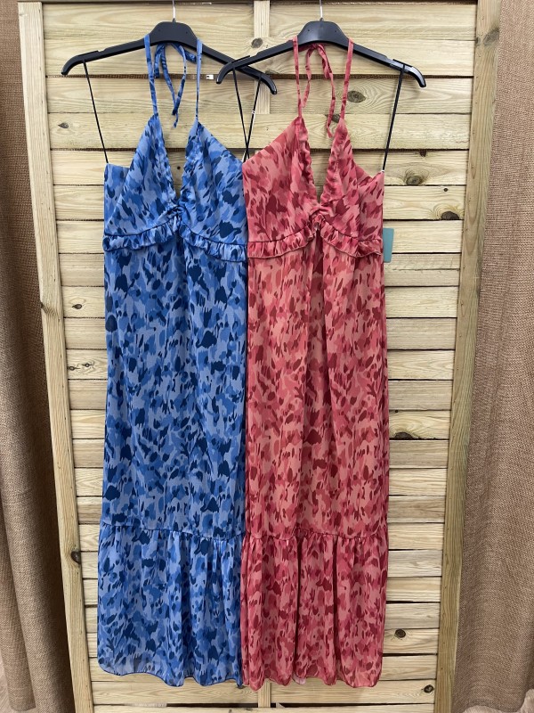 Vestido gasa manchas cogido al cuello