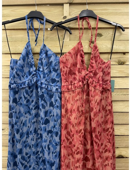 Vestido gasa manchas cogido al cuello