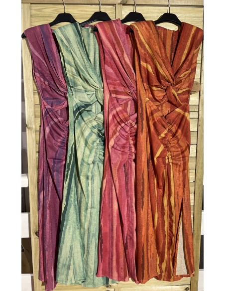 Vestido estampado brillito parte delantera descubierta