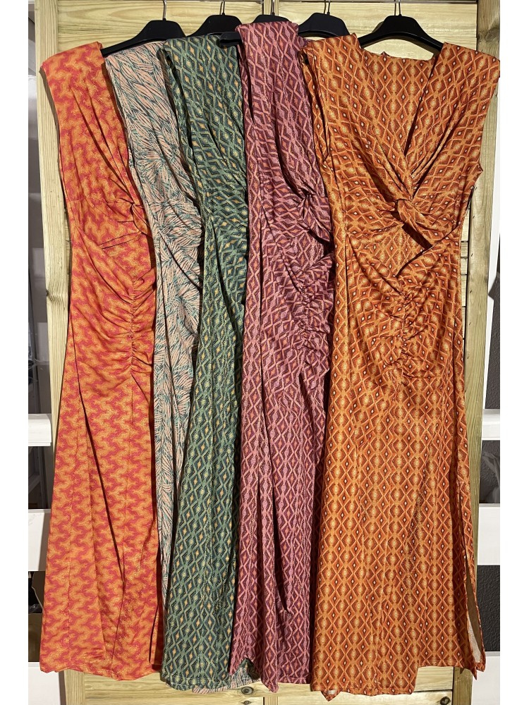 Vestido estampado brillito parte delantera descubierta