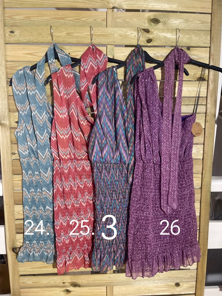 Vestido mini de sisa falda fruncida