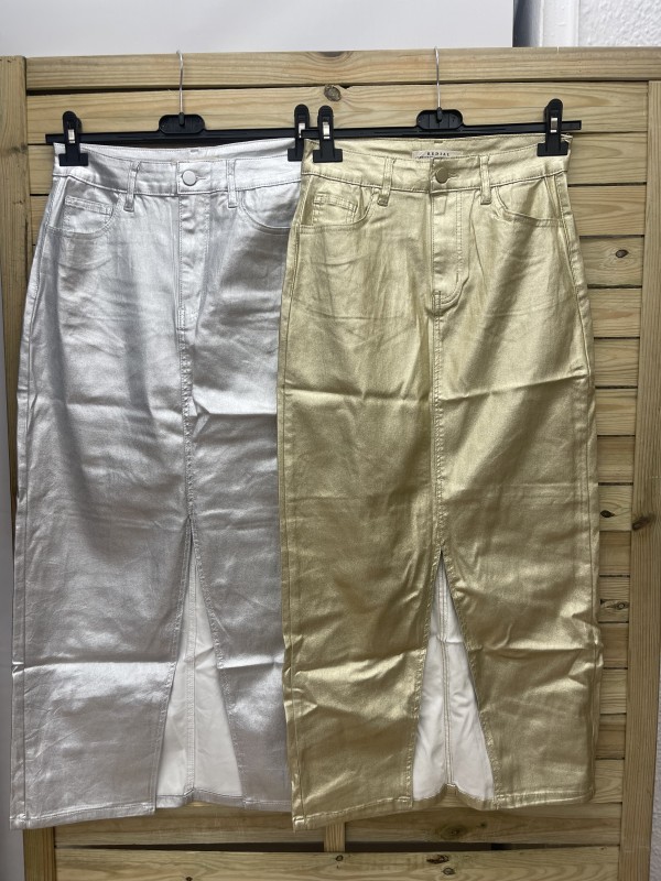 Falda midi encerada elástica